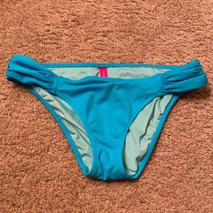 VS Knockout bikini bottoms